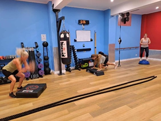 A high-intensity interval training (HIIT) circuit in a gym